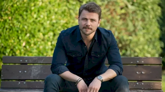 Tolga Sarıtaş